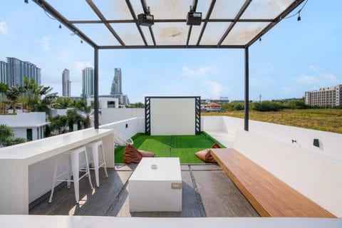 My Class • 5BR Pool Villa near Jomtien Beach