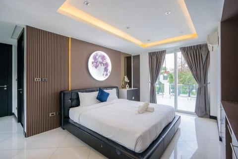 My Class • 5BR Pool Villa near Jomtien Beach