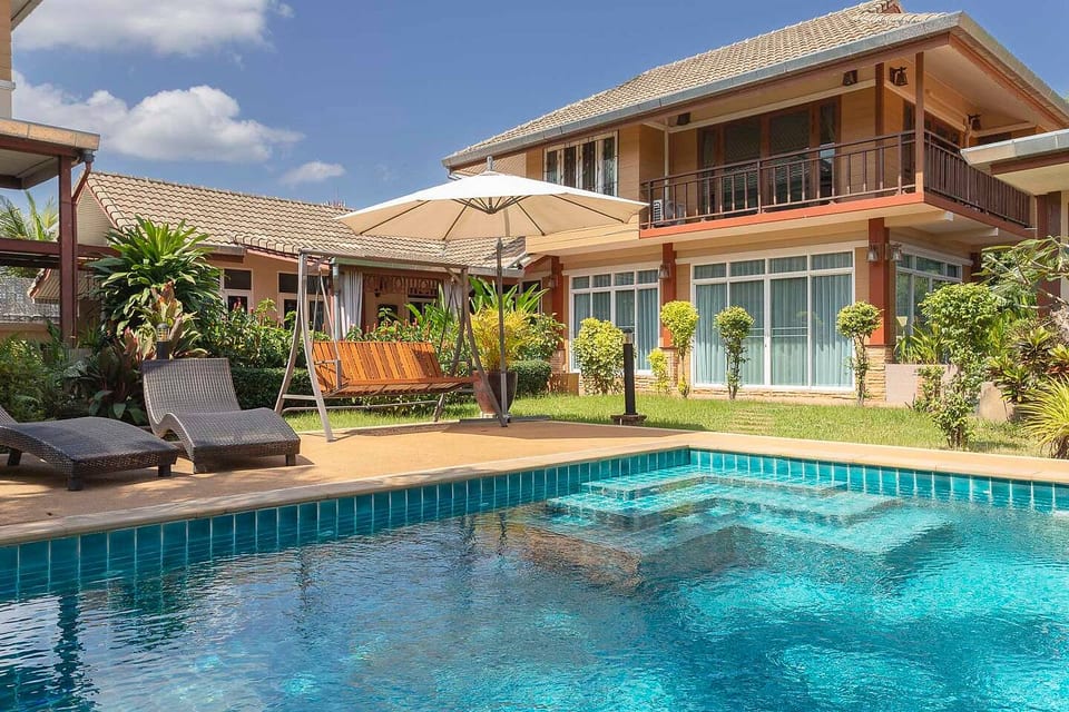 Private Apartment at Luxury Resort - San Sai District