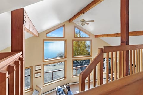 Grand Lake Cabin with Balcony and Lake Access
