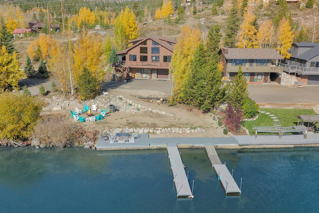 Grand Lake Cabin with Balcony and Lake Access