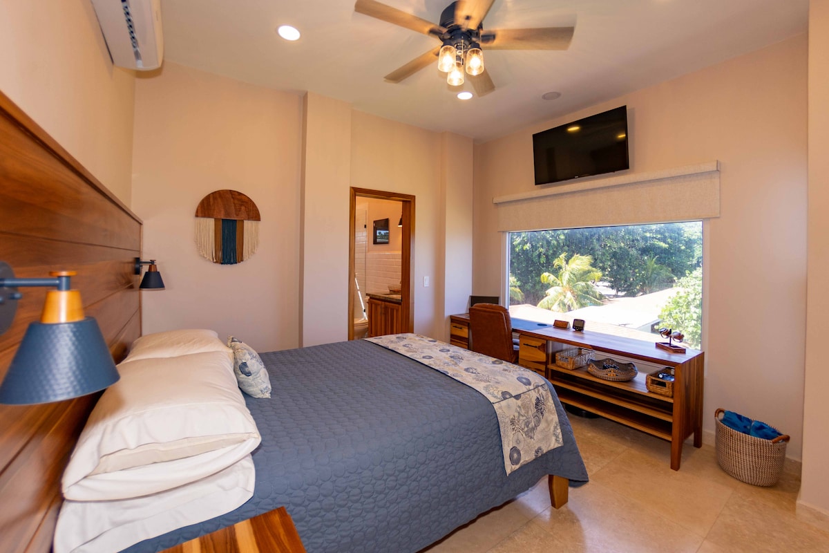 The SeaEsta at Coral Breeze in West End, Roatan image 28