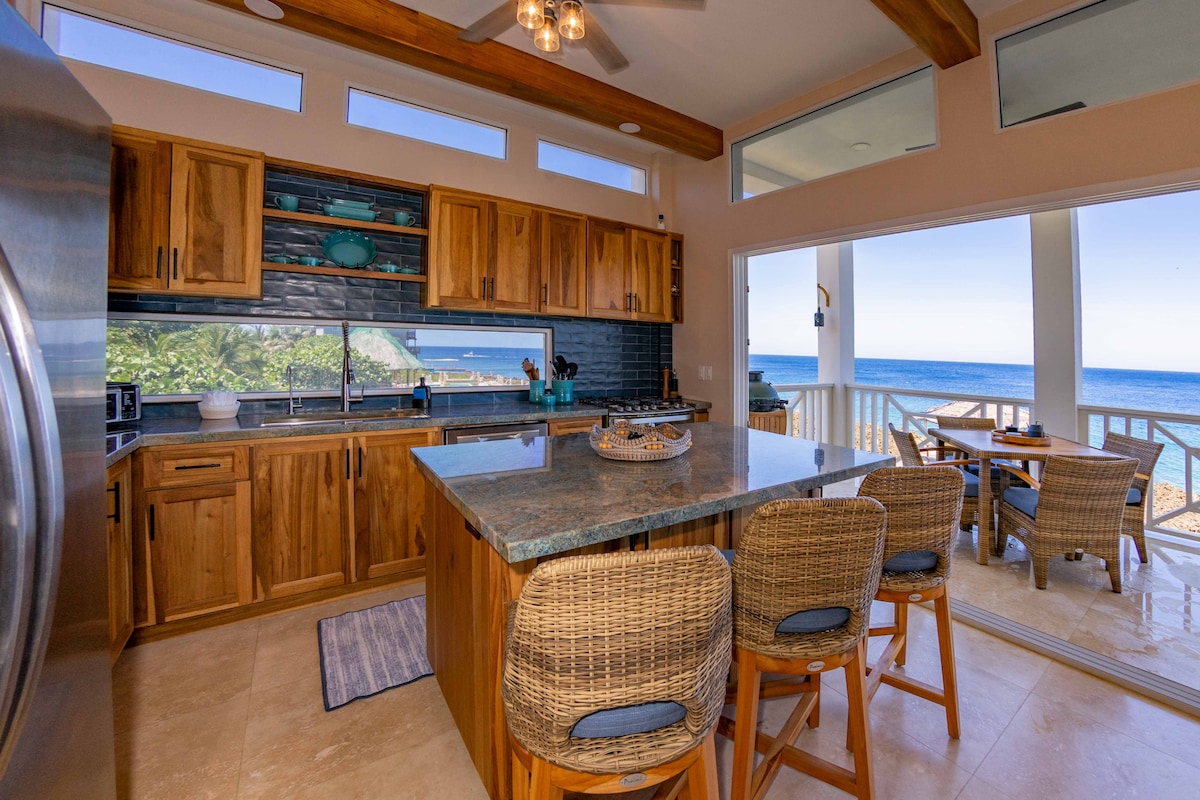 The SeaEsta at Coral Breeze in West End, Roatan image 3