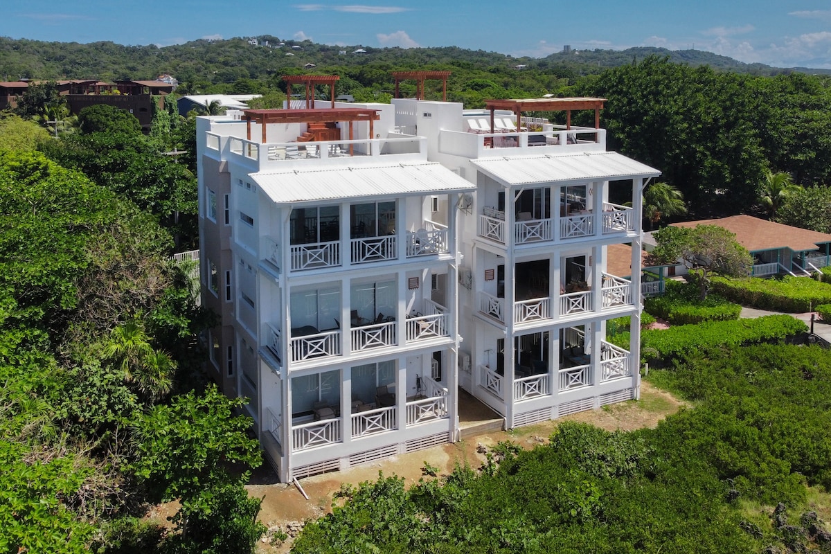 The SeaEsta at Coral Breeze in West End, Roatan image 8