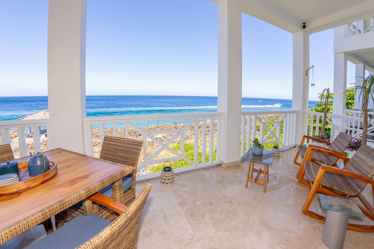 The SeaEsta at Coral Breeze in West End, Roatan image 1