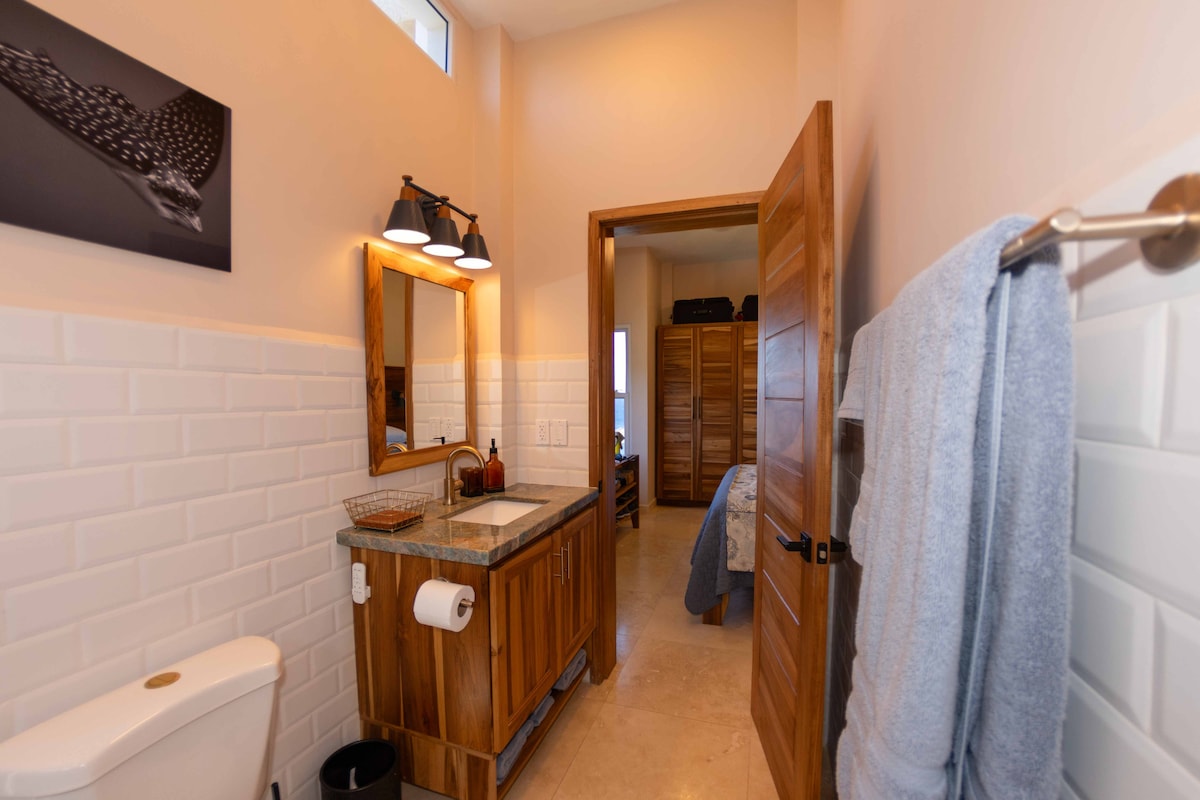 The SeaEsta at Coral Breeze in West End, Roatan image 30