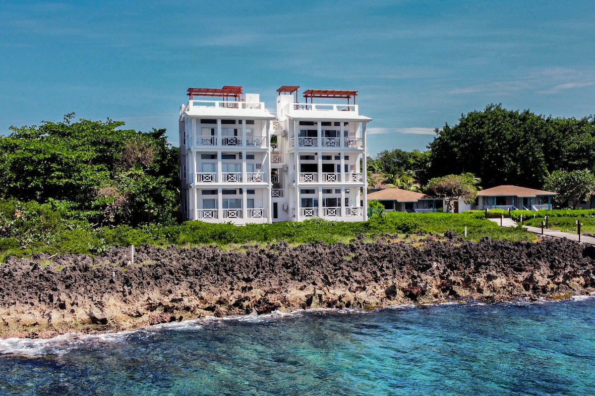 The SeaEsta at Coral Breeze in West End, Roatan image 7