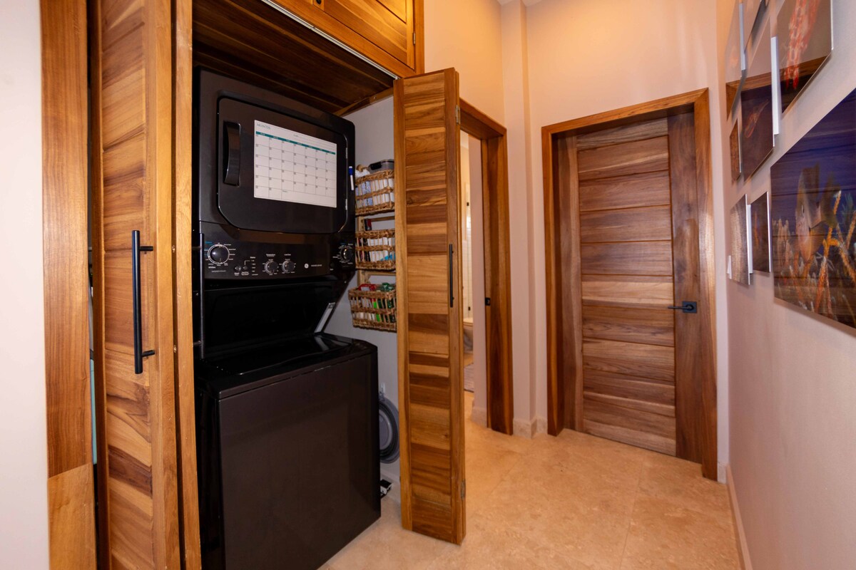 The SeaEsta at Coral Breeze in West End, Roatan image 32