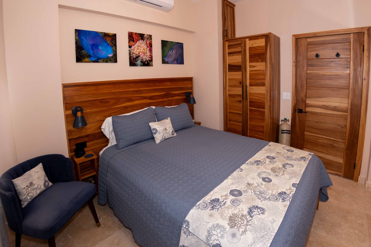 The SeaEsta at Coral Breeze in West End, Roatan image 33