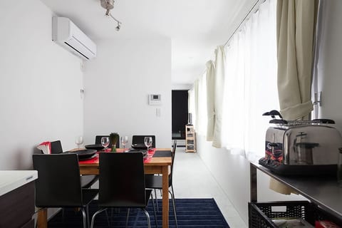 Pencil House | Shinjuku | Close to Central Park