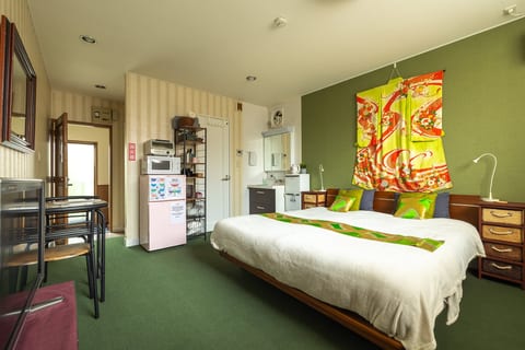 Yoyogi Ivy Full | 2BR Unit with King Sized Bed