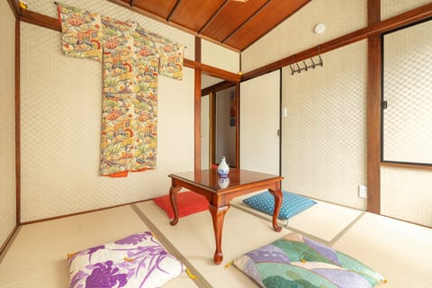 KiraKira House | Charming 3BR Unit | Yamanote