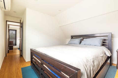 Meguro Family House