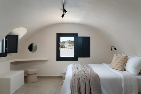 White Orchid Boutique Apartments | 3 | Rooftop Mini Pool