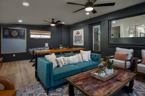 The Dunn Right - Pool, Game Room, Yard Games