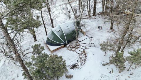 Cozy Winter Escape Near Mount Rushmore