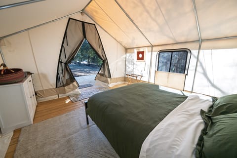 Queen Bed