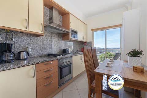 BnB Homes Eco Apartment with terrace & Swim pools