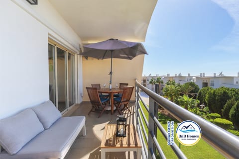 BnB Homes Eco Apartment with terrace & Swim pools