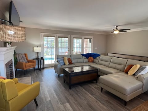 IMG Academy, Heated Pool, Huge Game Room & Golf! image 5