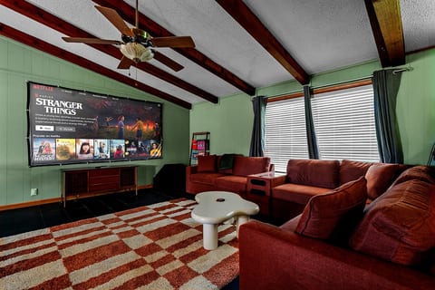 Elmwood Revival | Lakeside | Hot Tub | + More!