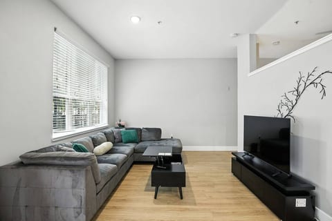 Towson Luxury Apartment