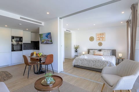 Alcazaba Lagoon Apartment
