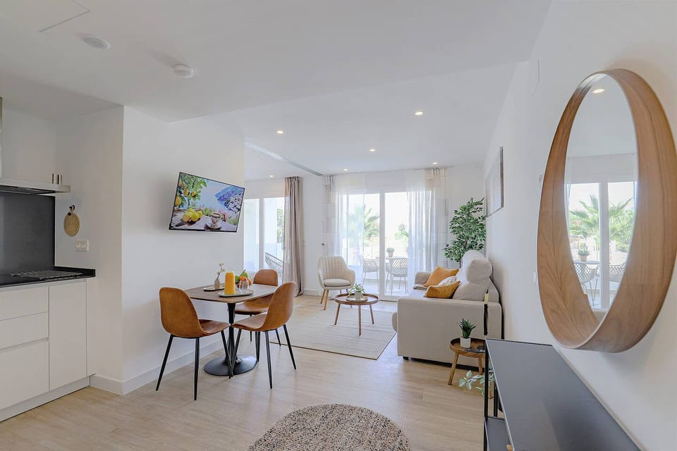 Alcazaba Lagoon Apartment - Casares