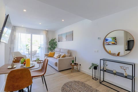 Alcazaba Lagoon Apartment