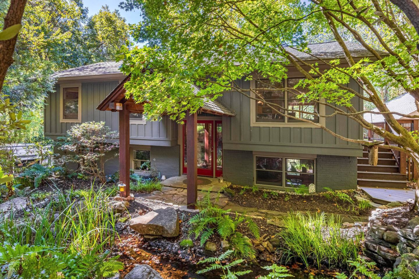 North Chickamauga Creekside Retreat · 3BR Escape!