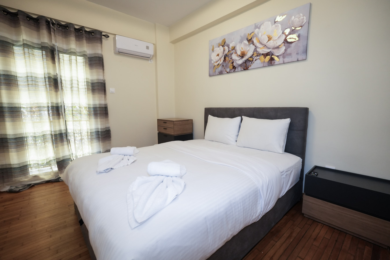 Sunny Filolaou Penthouse , Heart of Pagrati