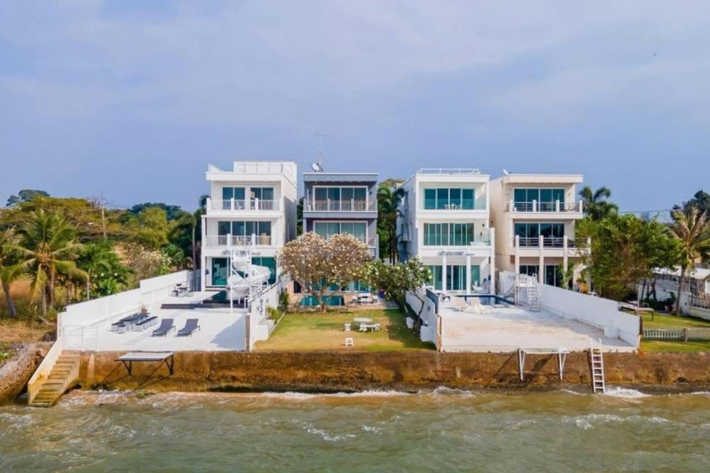 My Sea Breeze 4BR Pattaya Villa • 8 Beds Sea View