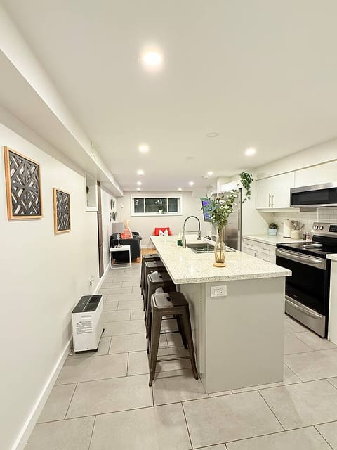 Affordable 3BR 1.5BA Near Lake