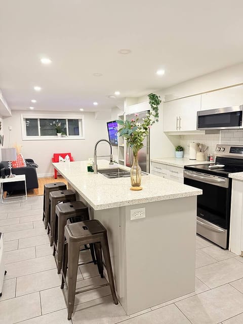 Affordable 3BR 1.5BA Near Lake