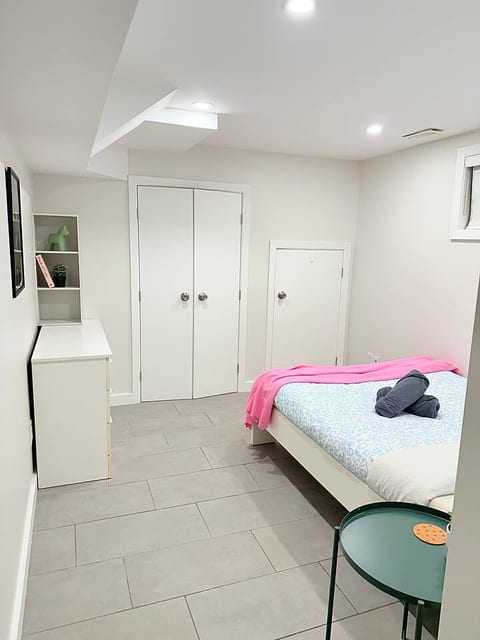 Affordable 3BR 1.5BA Near Lake