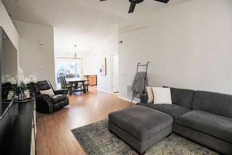 The Great Plains House