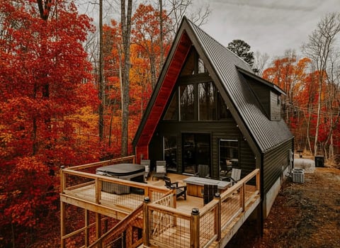 NEW A-Frame | Mountain Views + Hot Tub+EV Charger