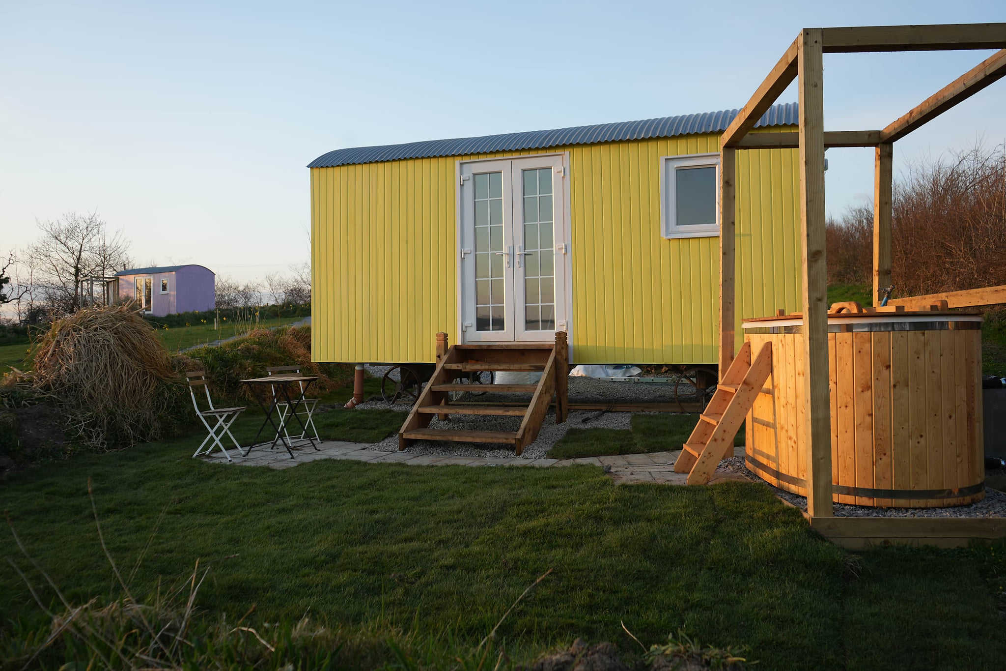 Primrose (With Hot-Tub)