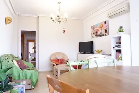 Basic apartment for families near the beach