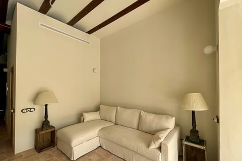 Casa Lina | Heart of Cabanyal | Private Terrace