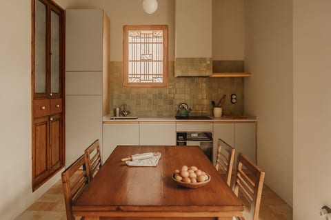Casa Salvoreta | Heart of Cabanyal | Private Patio