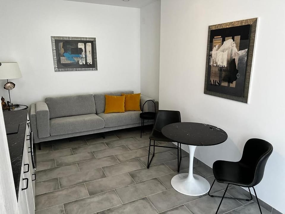 Calle Ignacio Zuloaga 21 - Valencia
