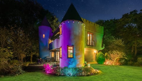 Magical Retreat at the Enchanted Vashon Castle image 1