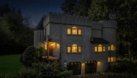Magical Retreat at the Enchanted Vashon Castle image 5