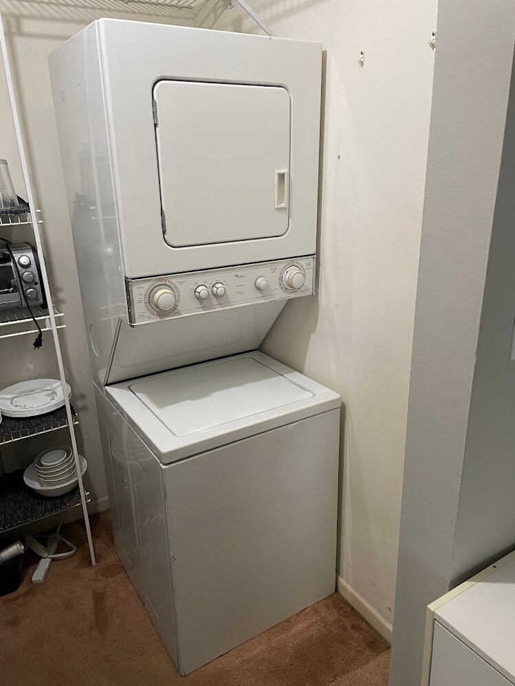 Premium Studio Apt * Near Hospitals * Washer/Dryer image 3 Premium Studio Apt * Near Hospitals * Washer/Dryer