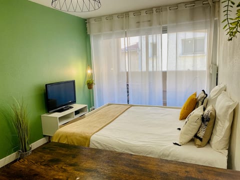 Axel 2 Studio Sète quartier gare avec balcon