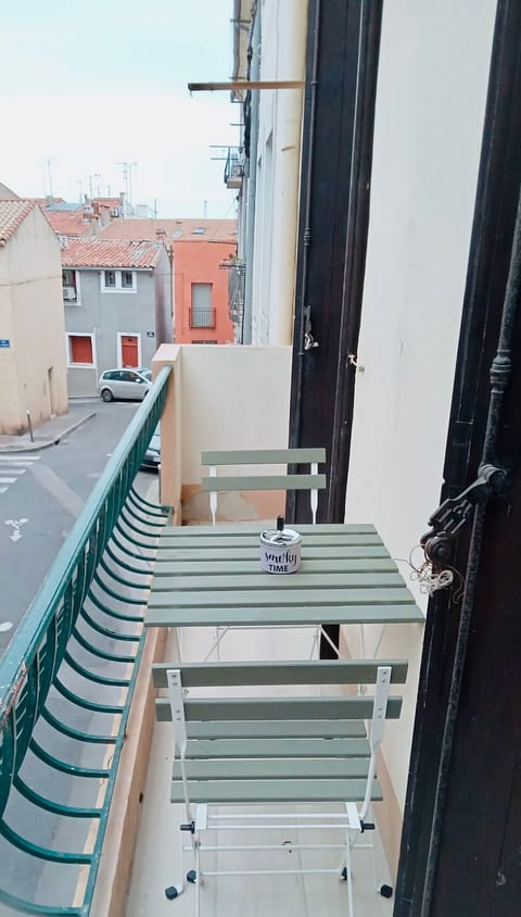 Garenne 1  Cosy 2 pièces quartier haut clim et balcon !
