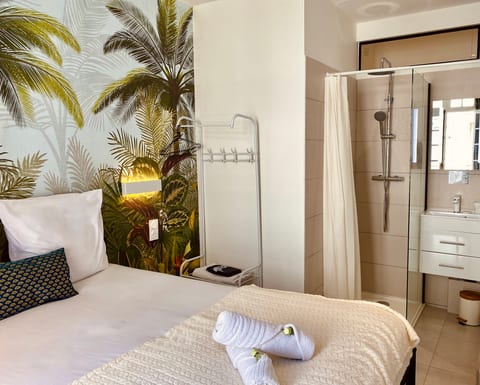 Garenne 1  Cosy 2 pièces quartier haut clim et balcon !