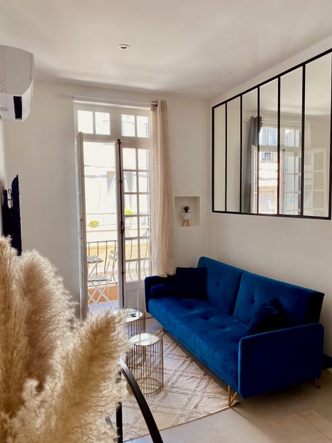 Garenne 1  Cosy 2 pièces quartier haut clim et balcon !
