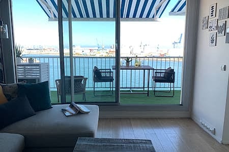 Le GolfeT2 vue mer et canal centre Sète+parking.